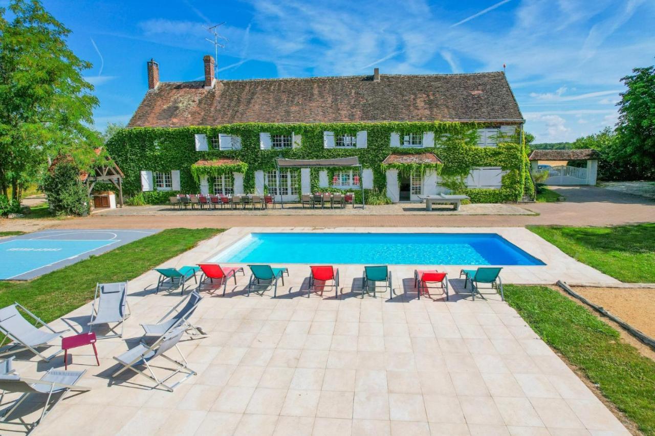 Crazy Villa Etisseaux 45 - Heated Pool - Volley Court - 1H30 Paris - 45P Saint-Maurice-sur-Aveyron ภายนอก รูปภาพ