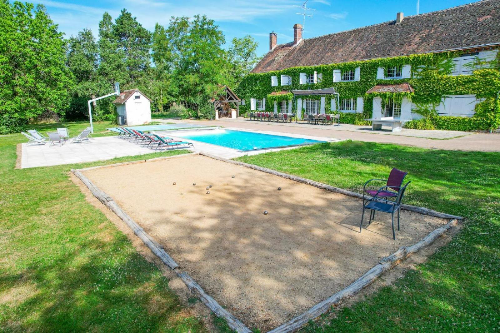 Crazy Villa Etisseaux 45 - Heated Pool - Volley Court - 1H30 Paris - 45P Saint-Maurice-sur-Aveyron ภายนอก รูปภาพ